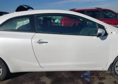 2014 Kia Forte Koup Ex z USA, uszkodzony, nr VIN KNAFX6A83E5251065
